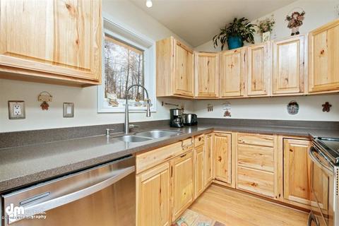 17928 Tonsina Ct, Eagle River, AK 99577 photo 4