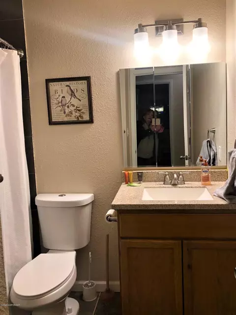 1307 Crescent Dr, Anchorage, AK 99508 photo 10