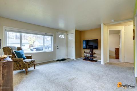1803 Twining Dr, Anchorage, AK 99504 photo 4