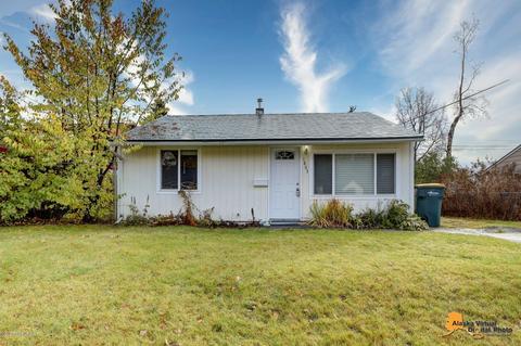 1803 Twining Dr, Anchorage, AK 99504 photo 2