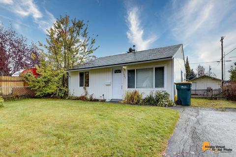1803 Twining Dr, Anchorage, AK 99504 photo 1