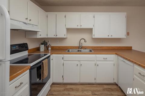 18524 Chekok Cir, Eagle River, AK 99577 photo 7