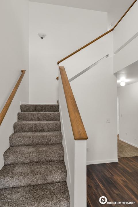 8554 Cross Pointe Loop, Anchorage, AK 99504 photo 4