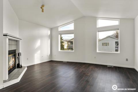 8554 Cross Pointe Loop, Anchorage, AK 99504 photo 5