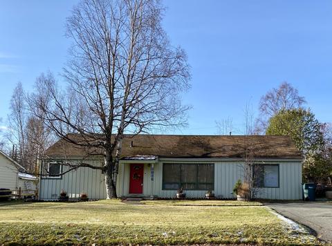 3836 Baxter Rd, Anchorage, AK 99504 photo 1