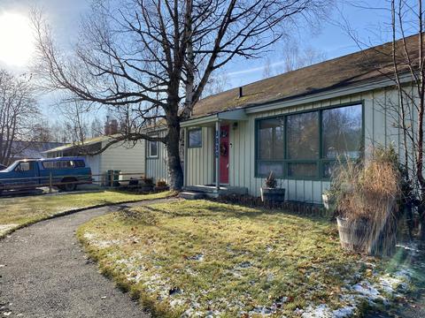 3836 Baxter Rd, Anchorage, AK 99504 photo 2