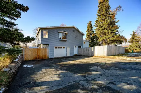 11528 Borealis St, Eagle River, AK 99577 photo 3