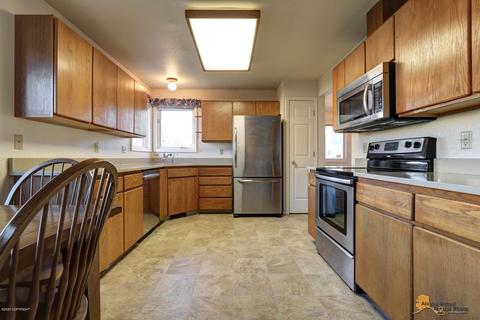 230 Peppertree Loop, Anchorage, AK 99504 photo 12