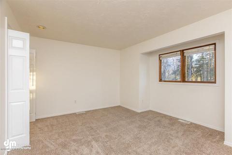 9504 Trinity Cir, Eagle River, AK 99577 photo 9