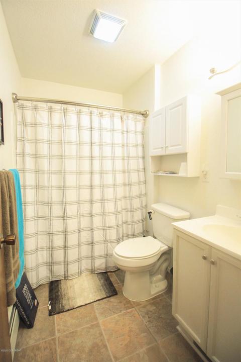 6720 E 12th Ave, Anchorage, AK 99504 photo 13
