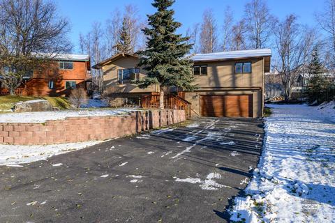 11035 Tsusena Cir, Eagle River, AK 99577 photo 2