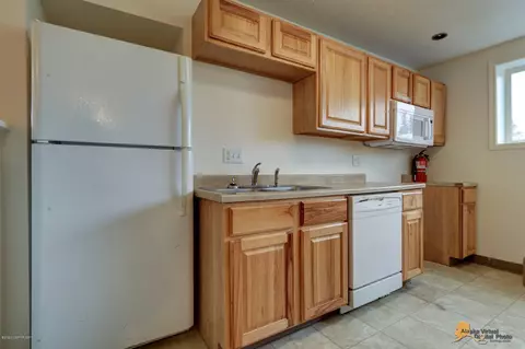 8026 E 4th Ave, Anchorage, AK 99504 photo 21