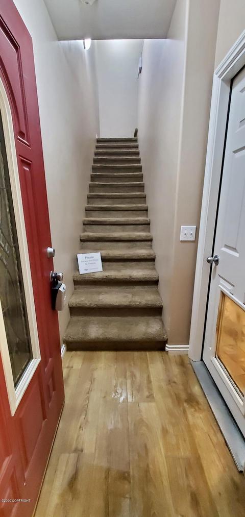 5233 E 26th Ave, Anchorage, AK 99508 photo 2