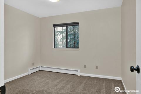 21935 Cloverleaf Rd, Chugiak, AK 99567 photo 19