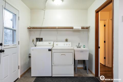 21935 Cloverleaf Rd, Chugiak, AK 99567 photo 31