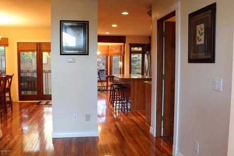 4119 Raspberry Rd, Anchorage, AK 99502 photo 5