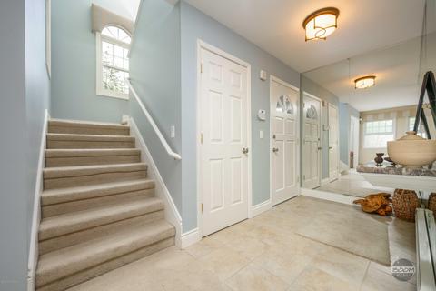 3601 Raspberry Rd # 3B, Anchorage, AK 99502 photo 9