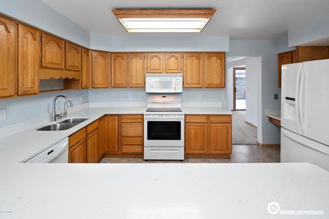 7041 E Tree Ct, Anchorage, AK 99507 photo 7