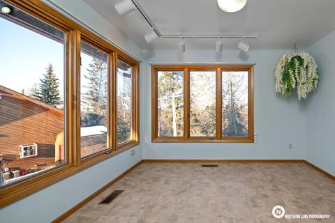 7041 E Tree Ct, Anchorage, AK 99507 photo 11