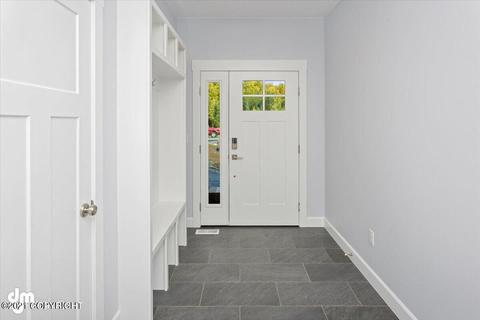 9130 E Windy Woods Loop, Palmer, AK 99645 photo 2