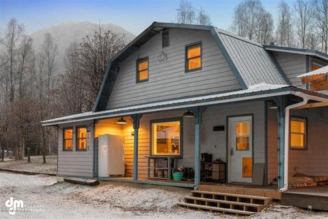20414 Stephen Cir, Chugiak, AK 99567 photo 3