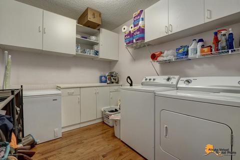6830 Hunt Ave, Anchorage, AK 99504 photo 28