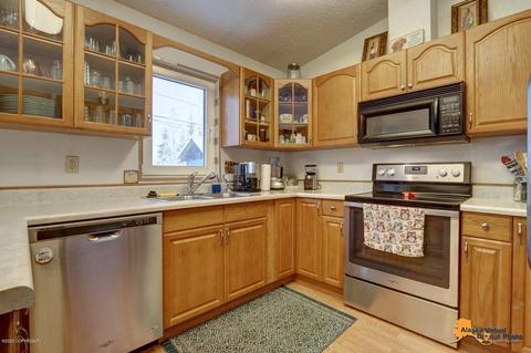 6830 Hunt Ave, Anchorage, AK 99504 photo 14