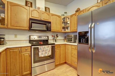 6830 Hunt Ave, Anchorage, AK 99504 photo 15