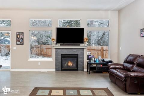 1403 E Hidden Ranch Loop, Palmer, AK 99645 photo 8
