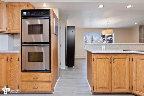 10325 Main Tree Dr, Anchorage, AK 99507 photo 24