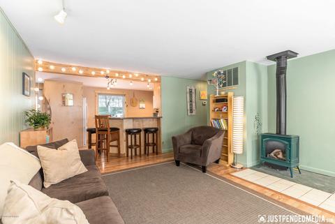 2201 Alder Dr, Anchorage, AK 99508 photo 5