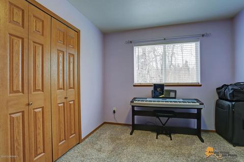 9901 E Ortner Loop, Palmer, AK 99645 photo 15