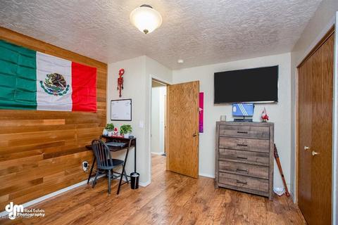 18737 N Lowrie Loop, Eagle River, AK 99577 photo 14