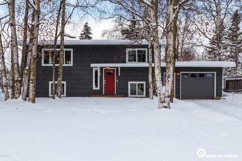 1410 Wolverine St, Anchorage, AK 99504 photo 1
