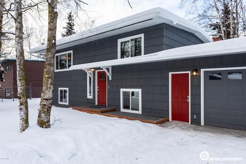 1410 Wolverine St, Anchorage, AK 99504 photo 3