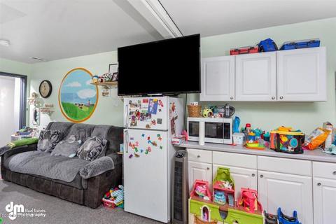 1821 E 58th Ave, Anchorage, AK 99507 photo 17