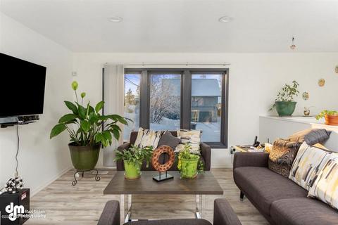 1821 E 58th Ave, Anchorage, AK 99507 photo 2