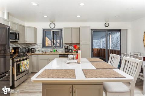 1821 E 58th Ave, Anchorage, AK 99507 photo 6