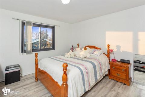 1821 E 58th Ave, Anchorage, AK 99507 photo 18