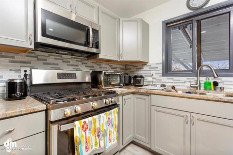 1821 E 58th Ave, Anchorage, AK 99507 photo 8