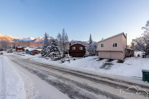 8420 E 32nd Ave, Anchorage, AK 99504 photo 2