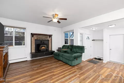 8420 E 32nd Ave, Anchorage, AK 99504 photo 10