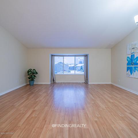 11902 Town Park Cir, Eagle River, AK 99577 photo 4