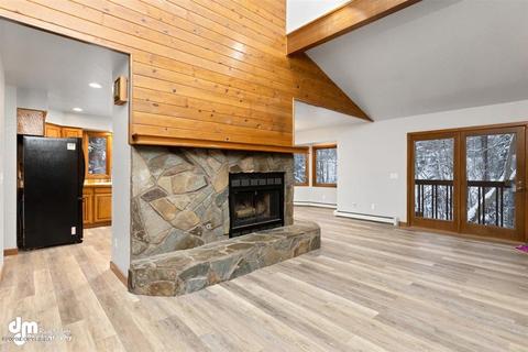 4105 Raspberry Rd, Anchorage, AK 99502 photo 5