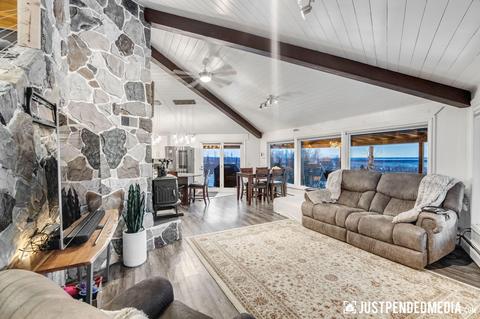 12137 Dee Ln, Eagle River, AK 99577 photo 9
