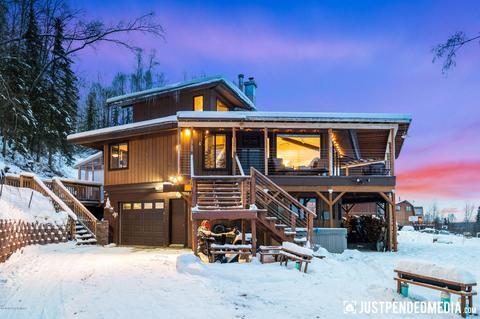 12137 Dee Ln, Eagle River, AK 99577 photo 1