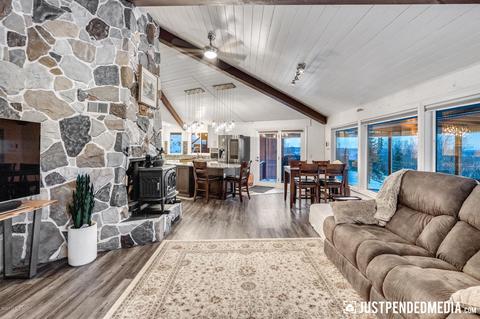 12137 Dee Ln, Eagle River, AK 99577 photo 5
