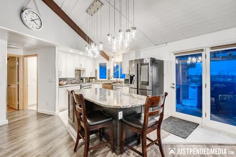 12137 Dee Ln, Eagle River, AK 99577 photo 15