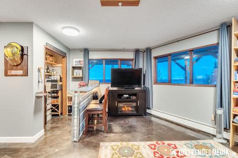12137 Dee Ln, Eagle River, AK 99577 photo 46
