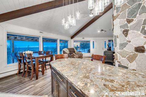 12137 Dee Ln, Eagle River, AK 99577 photo 21